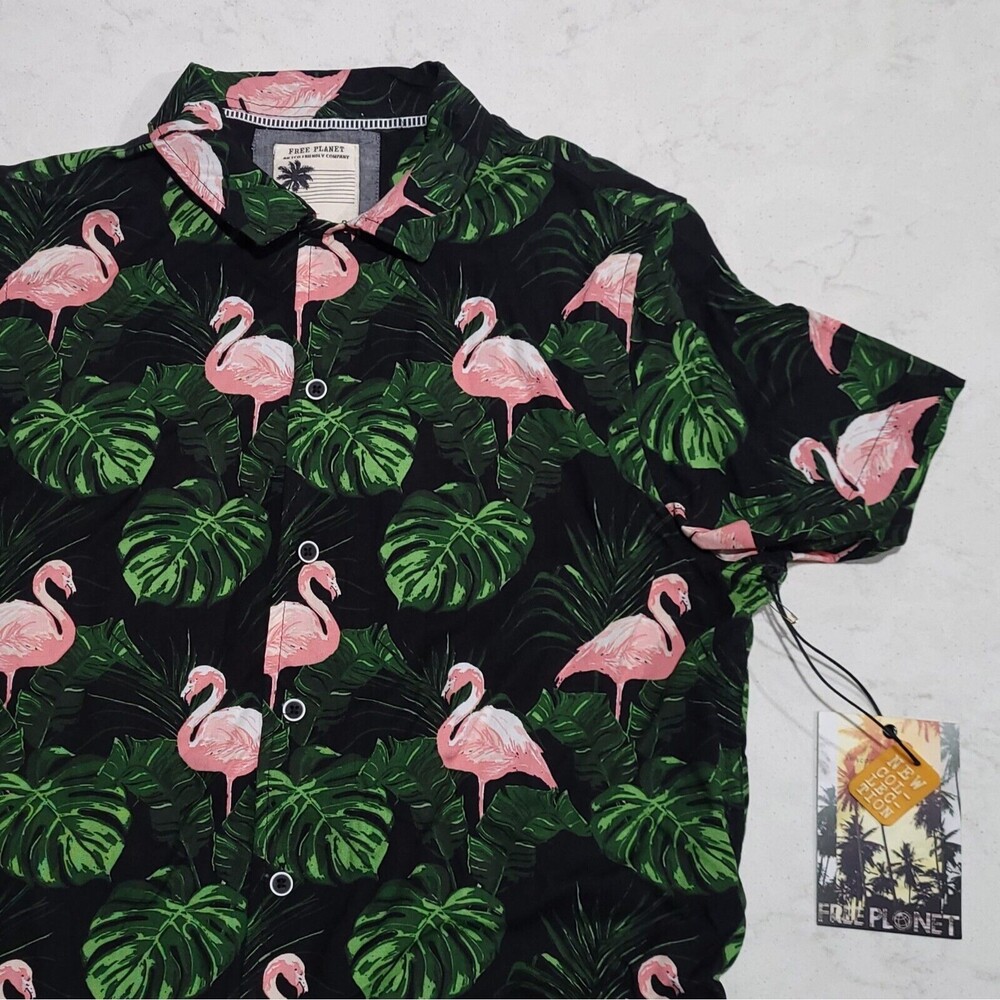 FREE PLANET Flamingo Leaves Hawaiian Tropical Shirt SMALL Black Pink Green NWT
